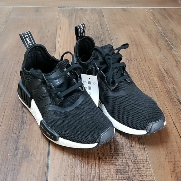 adidas originals nmd r1 boys grade school shoes